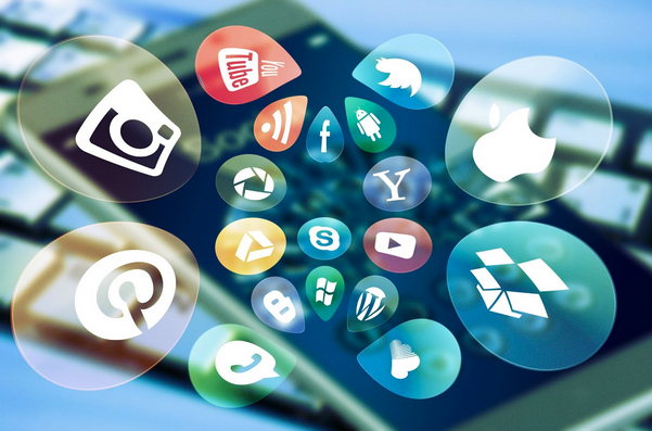 التحول الرقمي للرياضة: تطبيقات الجوال بين التحليل والأخبار